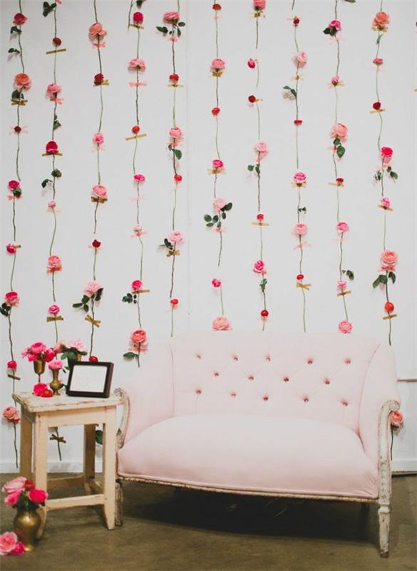 siena su gėlėmis-sofa-svetainė