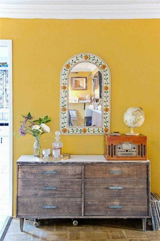 hardallı duvar-sarı-dekorasyon-oturma odası-commde-en-bois-vintage