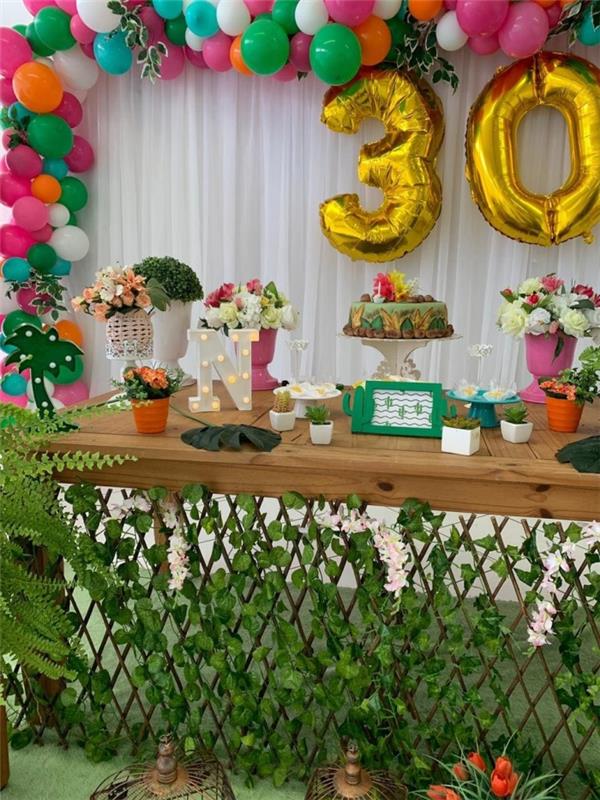 30 metų gimtadienio idėja atogrąžų tema, idėja, kokį dekoravimo stilių pasirinkti gimtadienio vakarėliui vasarą