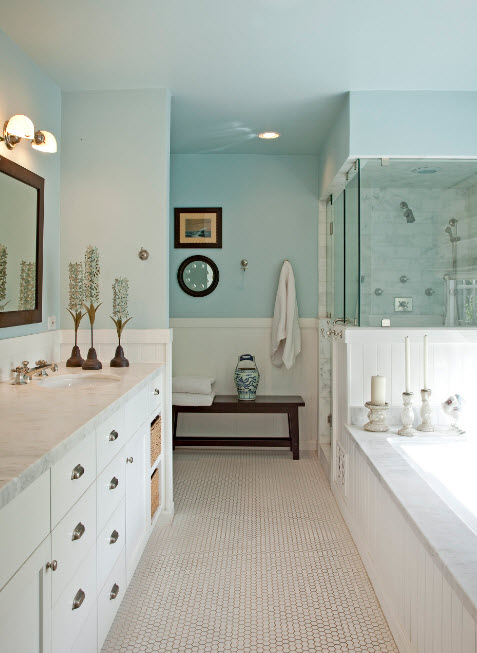 Interior de baño ligero