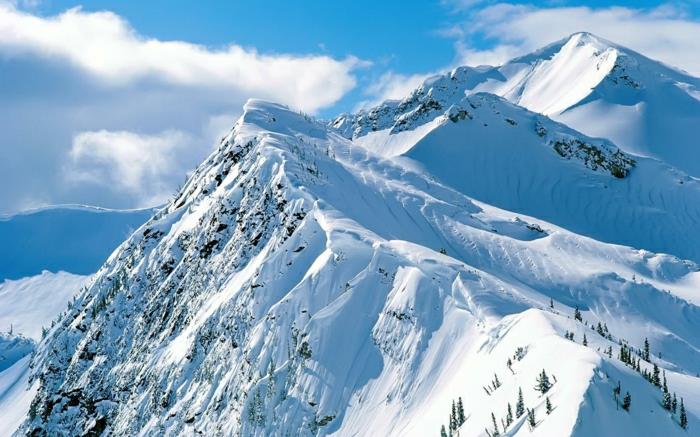 snežni pirineji-lepota-resnične narave-zimska-podoba-soummet