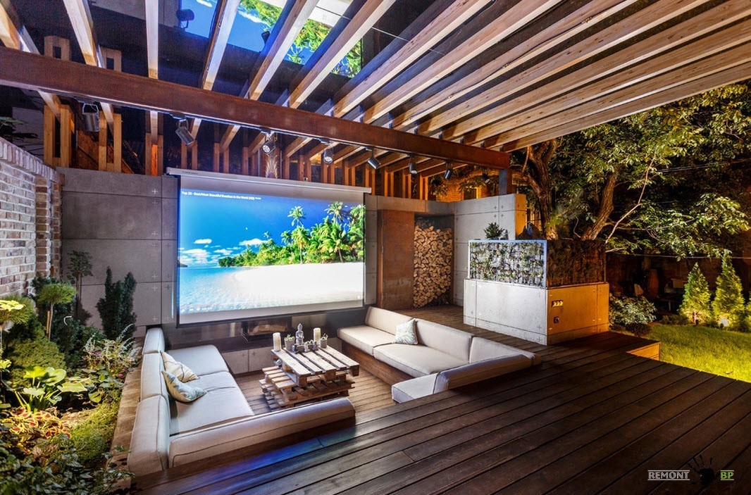 Home theater per strada