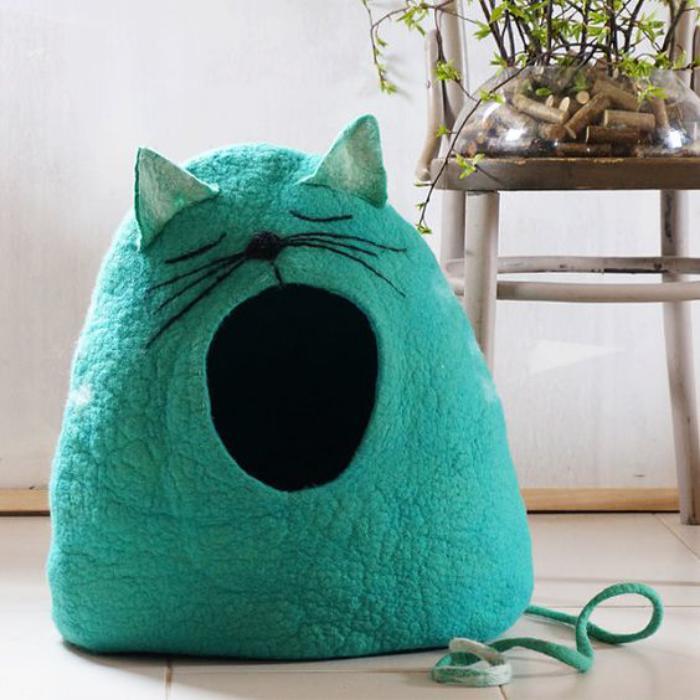katės namas-žalias-veltinis-katės namas