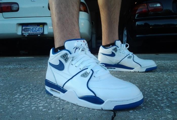 nike air flight 89 belo modri starinski visoki čevlji