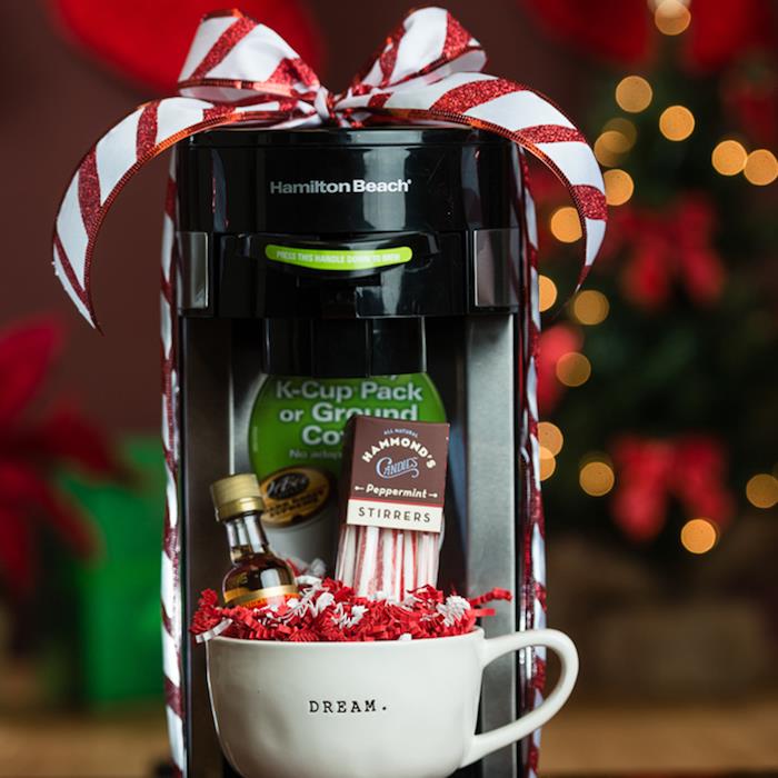 Kavos aparatas, didelis puodelis, romui arbatai, tėvų dovanos idėja, originali Kalėdų poros vestuvių dovana