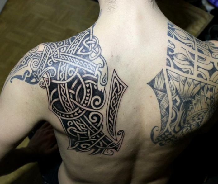 Galinės tatuiruotės idėja tatuiruotė vyrams ir moterims atgal