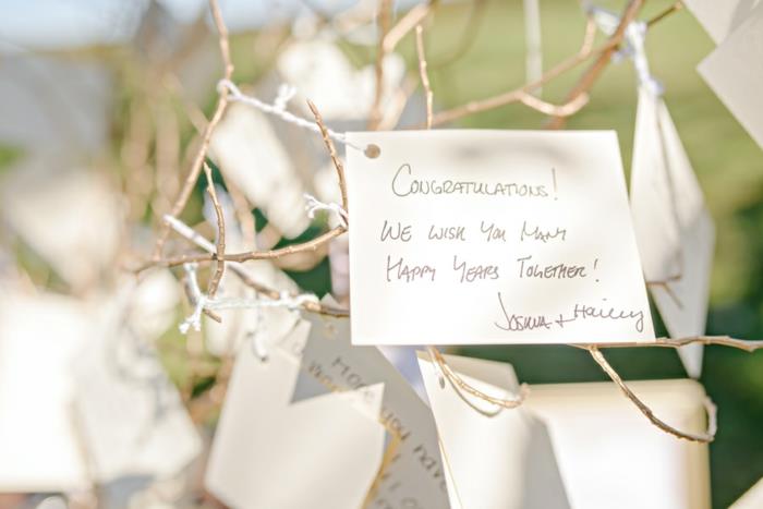 Graži vestuvių medžio svečių knyga su žinutėmis ant šakų originali svečių knyga vestuvių dekoravimui