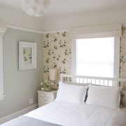 El dibujo de una planta tranquila es una gran solución para un dormitorio.