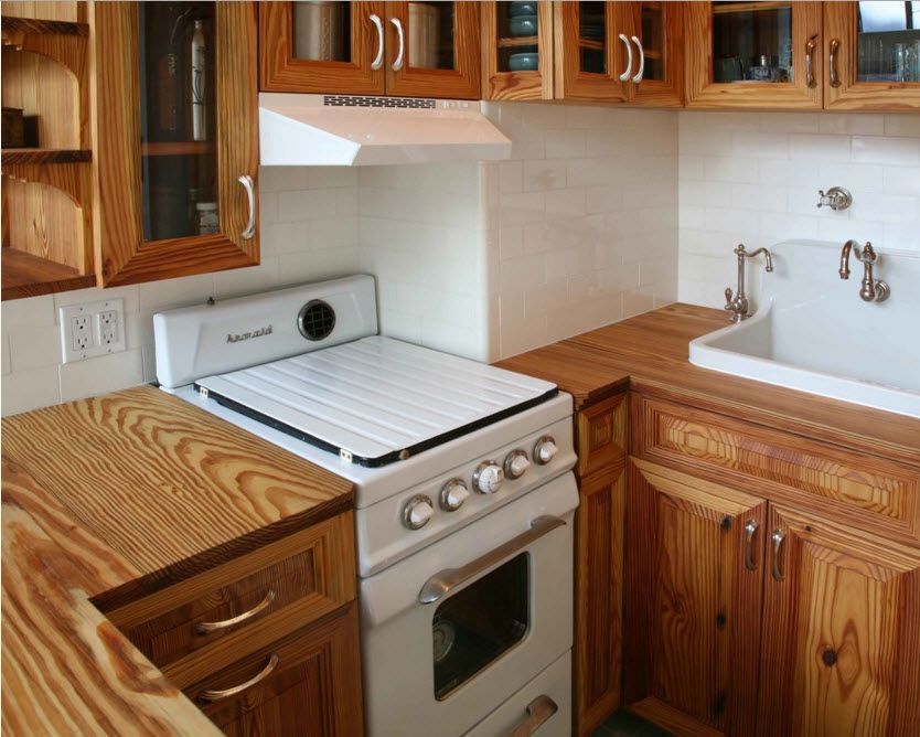 Muebles de madera para la cocina.