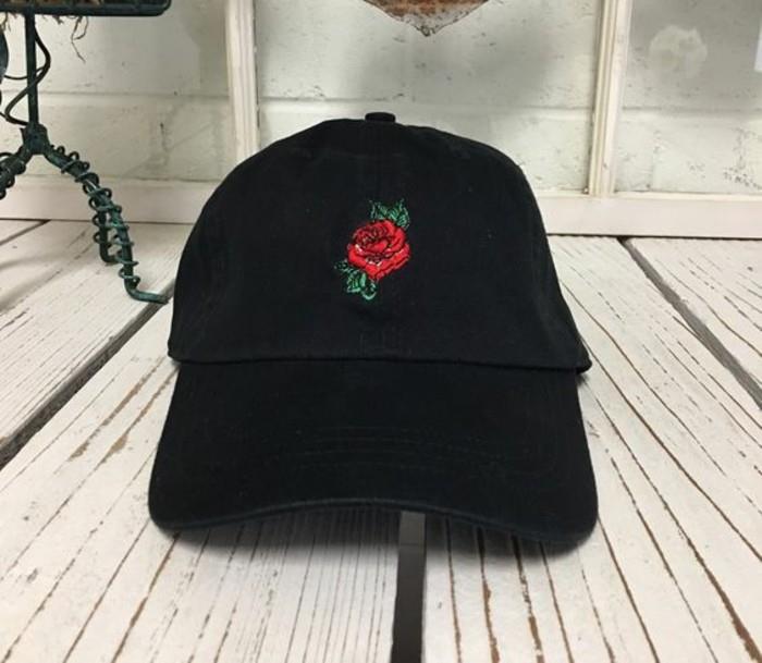 ootd-idea-with-custom-pink-snapback-cap