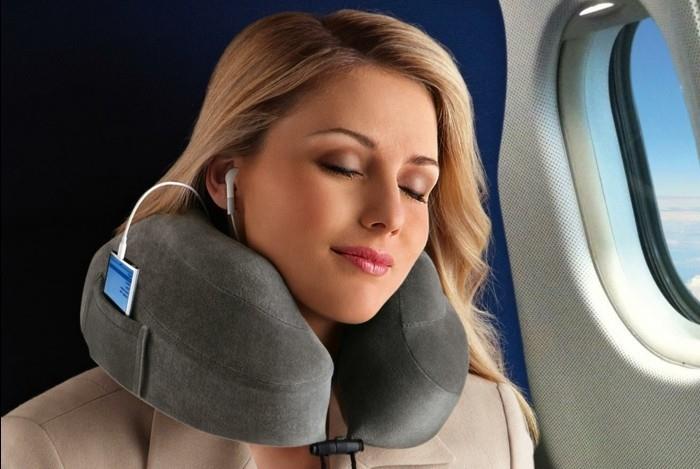 pripučiama kelioninė pagalvė-lėktuvo pagalvė