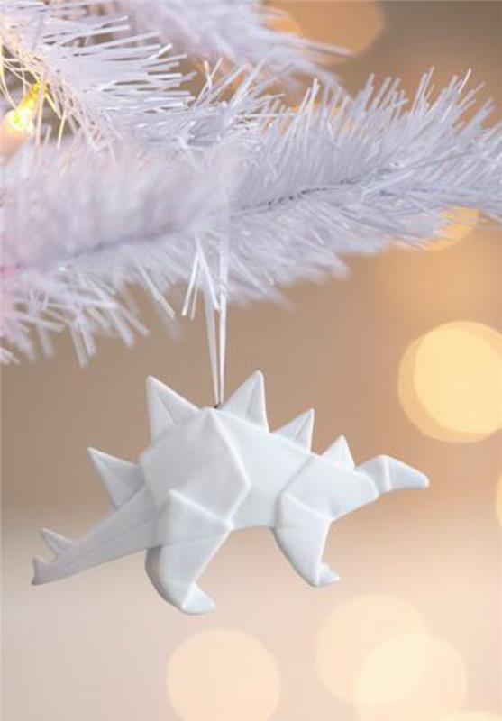 yapımı kolay-origami-oluşturması-tatlı bir-noel-dekorasyonu-kolay-origami-noel-ağacı-süslemesi