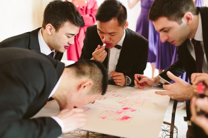Rujlu erkekler hatıra kağıdına ödünç notlar bırakır, düğün oyunları, yetişkin doğum günü animasyon fikri