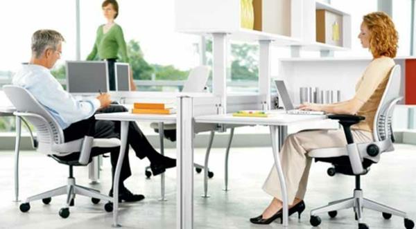 originali ir patogi ergonomiška biuro kėdė