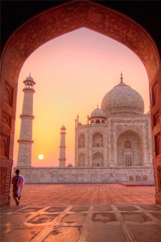Indijos rūmai-mauzoliejaus-šventykla-pati romantiškiausia pasaulyje