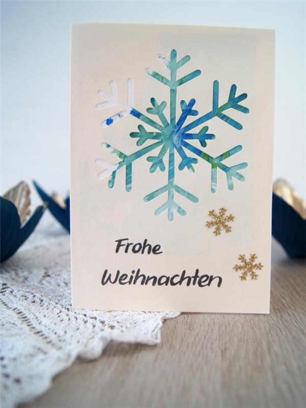 güzel el yapımı Noel kartı şablonu, bir Noel tebrik kartında nasıl 3D kar tanesi yapılacağına dair örnek