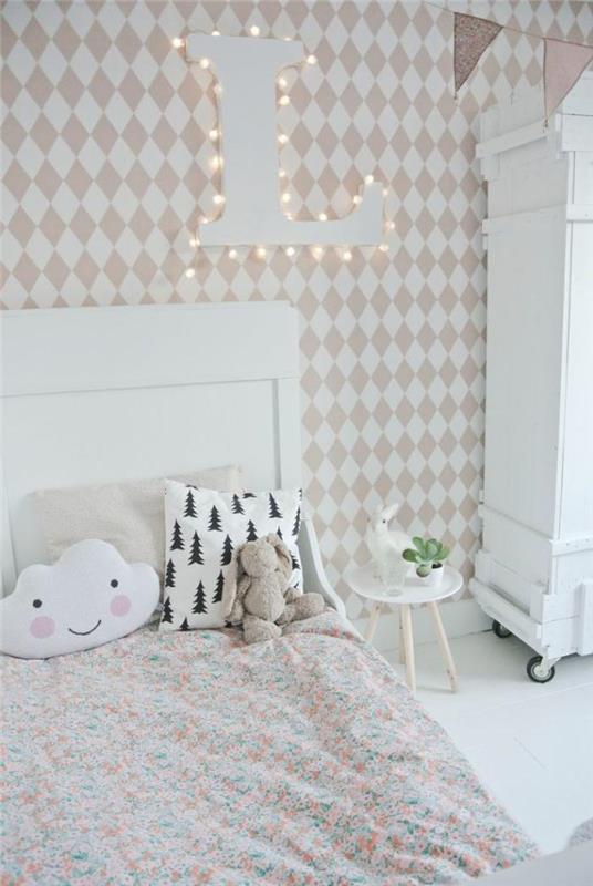 iskandinav-tasarım-yatak odası-duvar kağıdı-beyaz-bej-elmas-desenleri