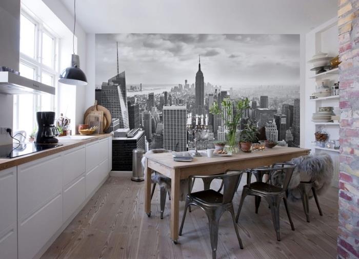 ahşap mobilyalı hazır mutfak, raflı küçük alan depolama fikri, panoramik duvar kağıdı ile duvar dekorasyonu
