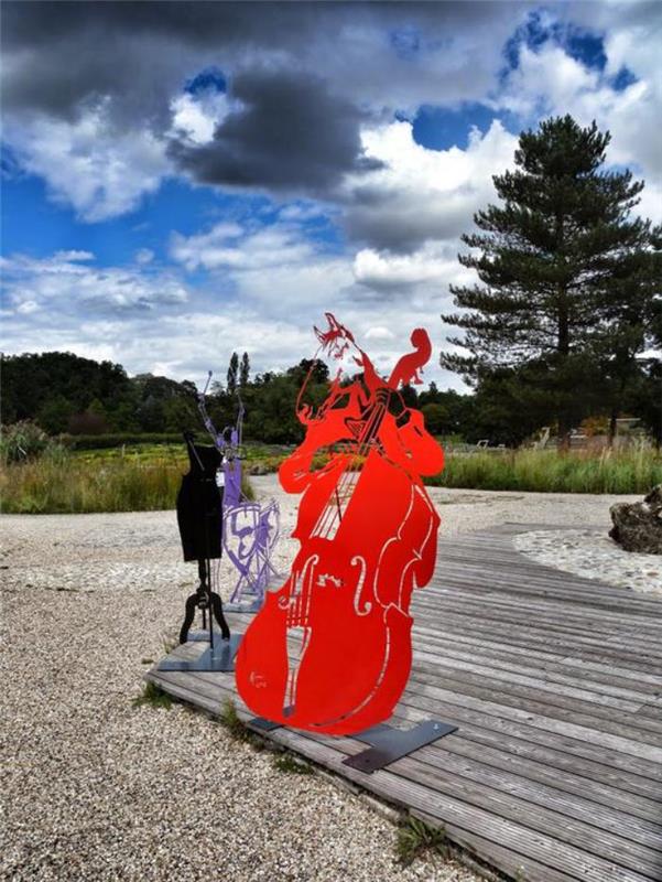 park-floral-of-vincennes-the-misician-animals