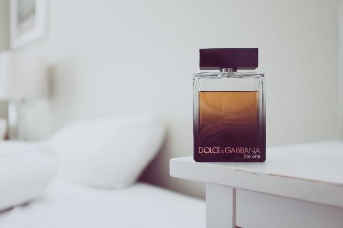 luksuzni moški parfum za očete, ki obožujejo luksuzne kozmetične izdelke, ideja za darilo za 40-letnega moškega