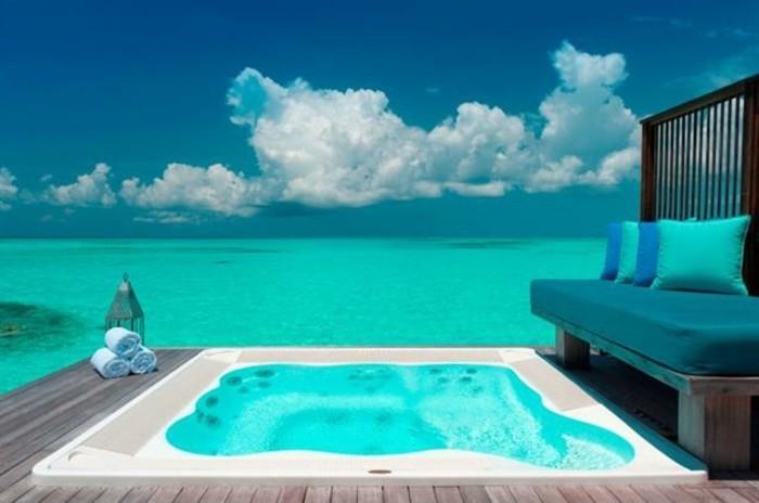 go-to-the-maldives-maldive-travel-stay-maldive-image-hotel-with-bazen-