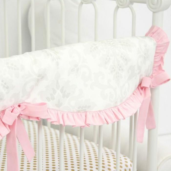 komplet za posteljno posteljnino iz belega kovanega železa-naše-ideje-za-punčko-spalnico-dojenček-za-dojenčka