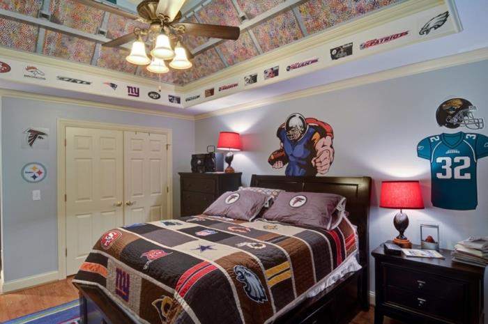 ventiliatoriaus lempa, kratinio stiliaus lovų komplektas, raudonos naktinės lempos, šviesiai mėlyni dažai