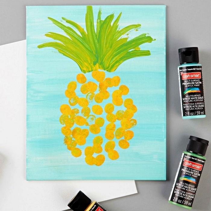 tuval üzerine güzel bir ananas yapmak için parmaklarınızla akrilik boya, tuval üzerine ananas boyama