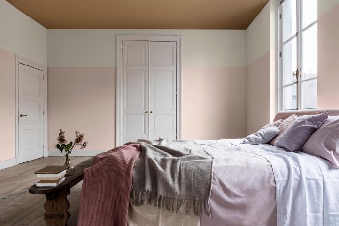 pembe ve gri bir yatak odasında modern tarzda iç tasarım, İskandinav tarzı bir yetişkin yatak odası için ne boya