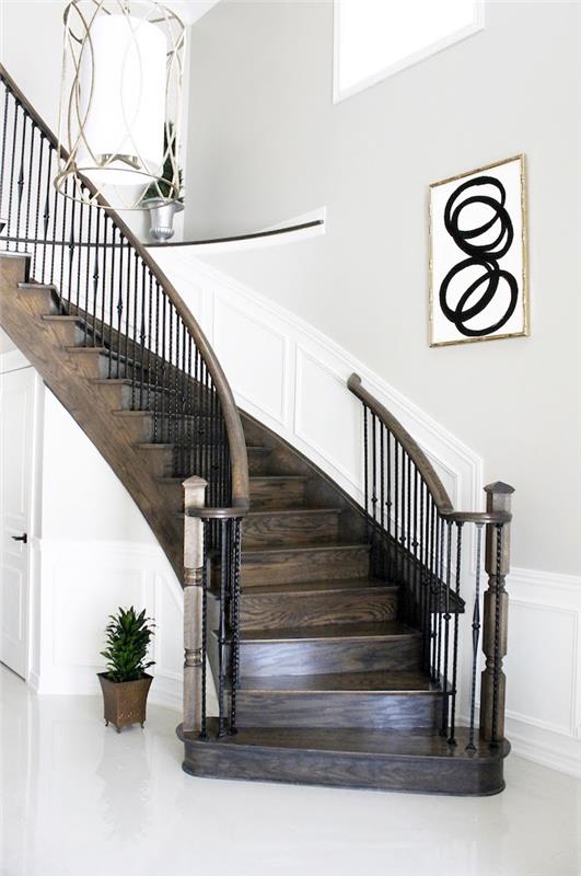 barva za lesene stenske stopnice v belem in sivem lestencu ter luksuzna barva