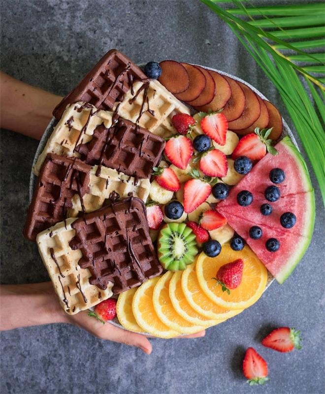 yumurta, laktoz veya şeker ilavesiz meyveli vegan waffle tarifleri, vegan diyet zayıflama waffle tarifi