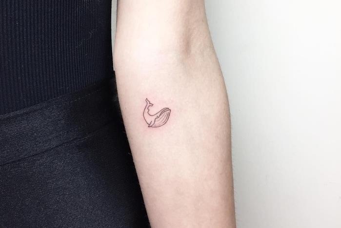 kako izbrati svojo prvo tetovažo, model majhne tetovaže z živalskim dizajnom za ženske in moške