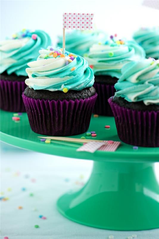 cupcake-cupcake-cake-okrasitev-hrana-barvanje-recept