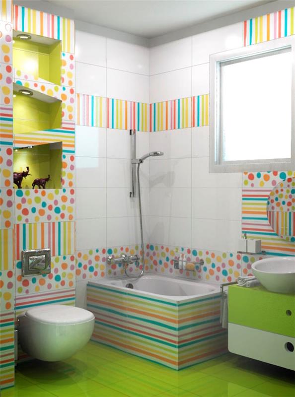 piastrelle-bagno-colorate-strisce-mobili-sospesi-superfici-lucide-design-moderno-piccola-vasca-pavimento-verde