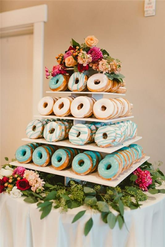vestuvių ir gimtadienio tortas, puiki idėja sukurti lengvą spurgų pyragą