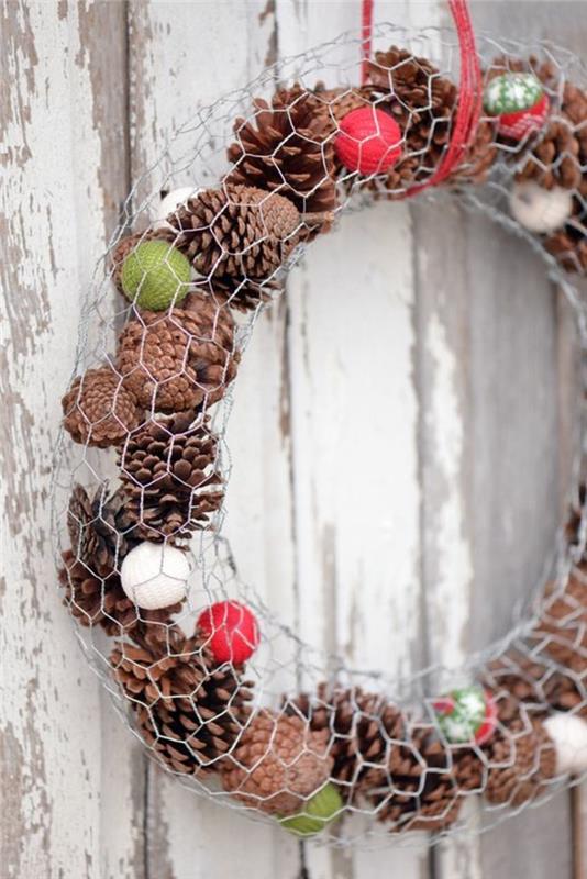 borov stožec-božična-dekoracija-diy-božični-venec
