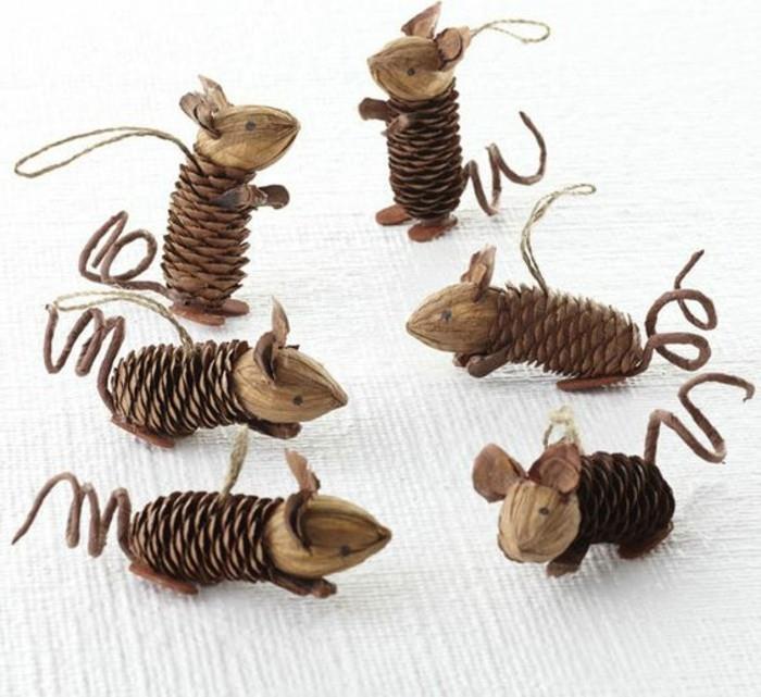 borovci-miši-v borovih storžih-deco-ročno izdelani-božič