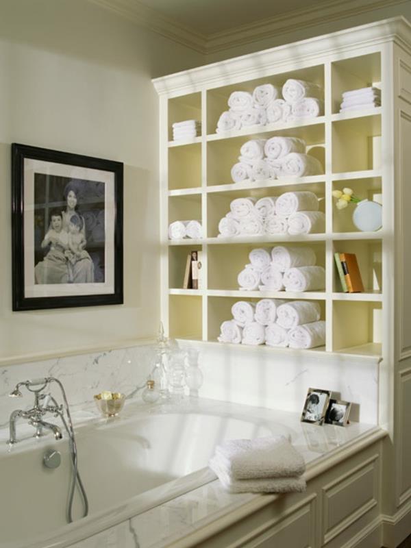 vonios kambarys-rankšluosčių laikiklis-balta-spintelė