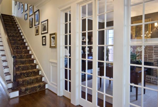 interjeras-stiklo durys-laiptai