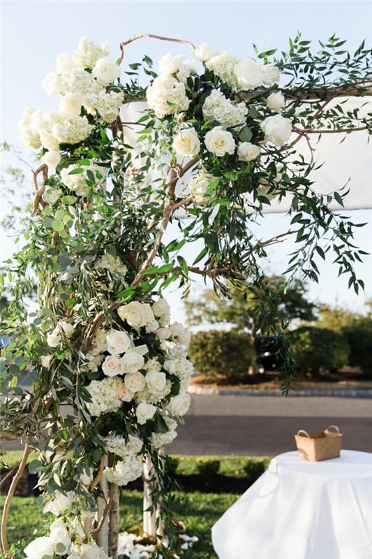 süper çiçek dekorasyonu kilise düğünü çiçek aranjmanı kilise düğünü