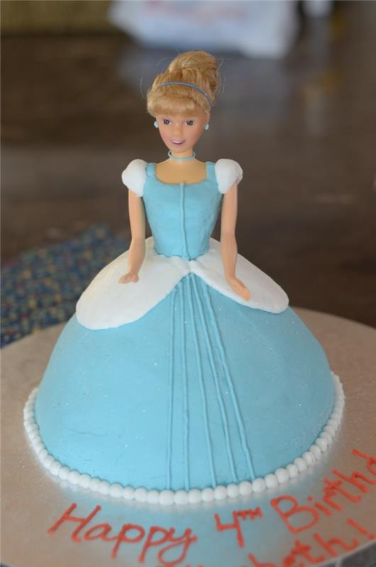 Lengvos princesės gimtadienio torto idėjos 3d lėlės pilies tortas
