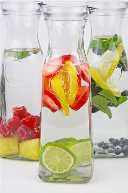 Idea detox organska razstrupljevalna voda domača odcedna pijača ideja za gurmanske pijače