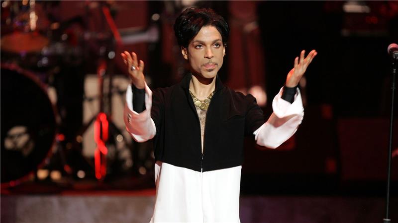 „Warner Bros“ ir „The Prince Estate“ praneša apie būsimą pomirtinio albumo originalo išleidimą birželio 7 d.