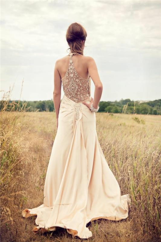 prašmatni civilinė vestuvinė suknelė, kreminės spalvos suknelė, originali nėrinių nugarėlė, ilgas tekantis sijonas