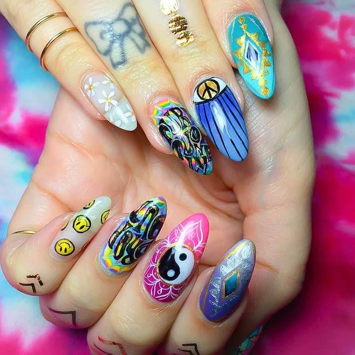 Kul ideja za manikuro, nail art deco, model za nohte z gelom, modna ideja za lepo dekoracijo