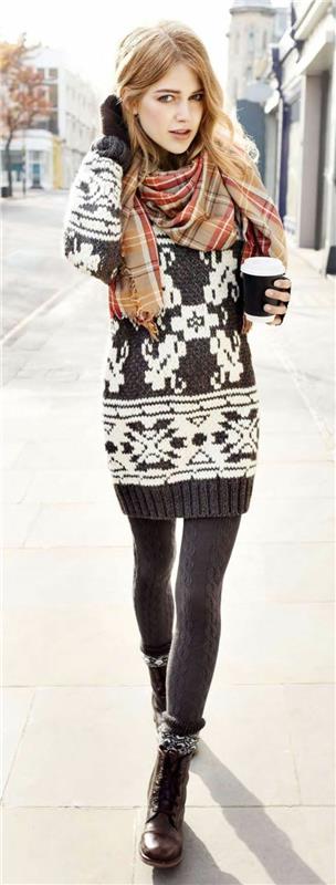 megztinis-žakardo-rašto-moters megztinis-papa-noel-ilgas megztinis-suknelė