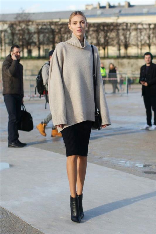 velik ženski volneni pulover, svinčnikovo krilo, elegantni črni gležnji, sivi pulover, žemljica