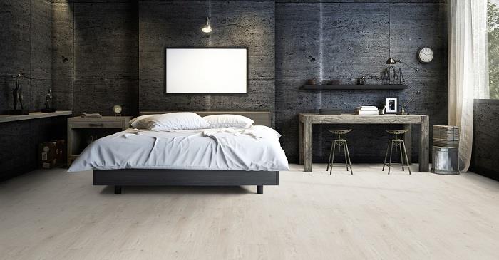 Vinilna tla in njegova prilagodljivost odlično dopolnjujejo spalnico