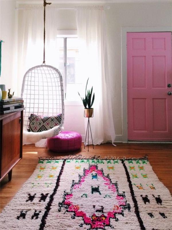 kokio tipo saint-maclou-kilimą pasirinkti rožinės baltos spalvos interjero svetainei