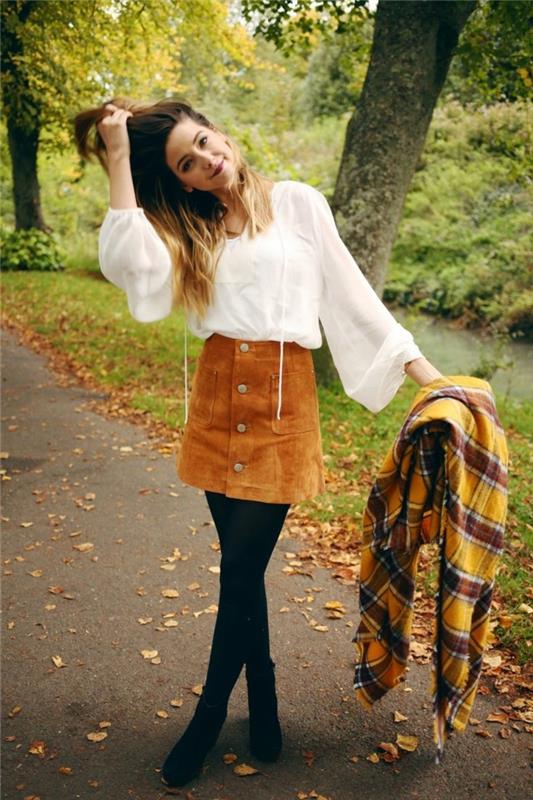 Zoella sonbaharın gündelik şık kıyafeti bilekte bot ile takdire şayan kıyafet